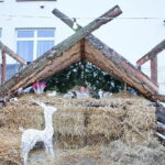 Żywa szopka przy Szkole Podstawowej im. Stefana Żeromskiego w Brynicy / Marzena Mąkosa / Radio Kielce