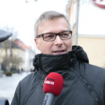 Szopka bożonarodzeniowa przy ulicy Sienkiewicza. Na zdjęciu: Piotr Zawadzki - Radio eM / Marzena Mąkosa / Radio Kielce