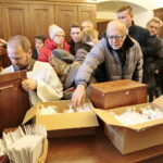 Akcja realizowana pod hasłem: „Świeca, która tworzy Polską Wigilię" / Marzena Mąkosa / Radio Kielce