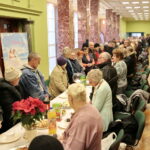 Wigilia Caritas - by nikt nie czuł się samotny / Marzena Mąkosa / Radio Kielce