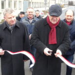 Otwarcie nowej drogi w Kunowie. Na zdjęciu od lewej: Jarosław Rusiecki - senator PiS, Lech Łodej - burmistrz Kunowa / Emilia Sitarska / Radio Kielce