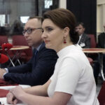 Świąteczne Studio Polityczne Radia Kielce. Na zdjęciu: Artur Gierada, poseł Platformy Obywatelskiej i Marzena Okła-Drewnowicz, poseł Platformy Obywatelskiej / Robert Felczak / Radio Kielce