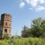 01.08.2017 Rogów. Pozostałości zespołu dworskiego z XVII wieku. / Włodzimierz Batóg / Radio Kielce