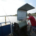 09.08.2017 Nowy Korczyn. Wisła. Prom. / Włodzimierz Batóg / Radio Kielce