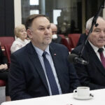 Świąteczne Studio Polityczne Radia Kielce. Na zdjęciu: Marek Kwitek, poseł Prawa i Sprawiedliwości i Kazimierz Kotowski, poseł Polskiego Stronnictwa Ludowego / Robert Felczak / Radio Kielce