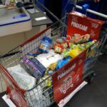 Zbiórka żywności w Ostrowcu Świętokrzyskim / Emilia Sitarska / Radio Kielce