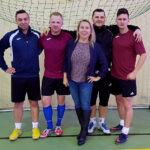 Kielce. 24. Grudniowy Turniej Trójek Piłkarskich im. Adama Gołąba. W grupie medialnej zwyciężyła drużyna Centrum Rozwodowe / Maciej Makuła / Radio Kielce