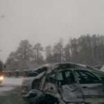 Wypadek w Mniowie kolo Kielc. Ruch odbywa się wahadłowo / czytelnik / Radio Kielce