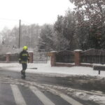 Wypadek w Mniowie kolo Kielc. Ruch odbywa się wahadłowo / czytelnik / Radio Kielce