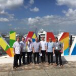 Kielczanie z biskupem Janem Piotrowskim w stolicy Panamy / Ksiądz Łukasz Zygmunt, ksiądz Michał Haśnik, Aleksandra Kujszczyk