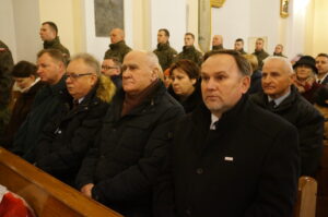 Uroczystości ku czci powstańców styczniowych. Na zdjęciu od prawej poseł PiS Marek Kwitek / Grażyna Szlęzak-Wójcik / Radio Kielce