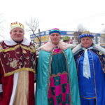 Orszak Trzech Króli. W roli Trzech Mędrców: Michał Major, Mariusz Zaborski, Krzysztof Chiczewski / Anna Głąb / Radio Kielce