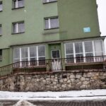 Jędrzejów. Budynek po byłej Aptece „Cefarmu” / Ewa Pociejowska - Gawęda / Radio Kielce