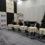 Studio Polityczne Radia Kielce. Na zdjęciu od lewej: Michał Kita - Radio Kielce, Andrzej Pruś - PiS, Magdalena Fogiel-Litwinek - Stowarzyszenie Kukiz'15, Artur Gierada - PO, Kazimierz Kotowski - PSL, Piotr Kopacz - Nowoczesna / Aneta Cielibała-Gil / Radio Kielce