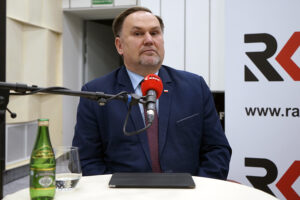 Studio Polityczne Radia Kielce. Na zdjęciu: Marek Kwitek, poseł Prawa i Sprawiedliwości / Robert Felczak / Radio Kielce