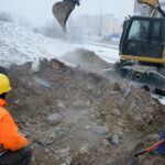 Ulica bpa Jaworskiego. Awaria sieci ciepłowniczej / Kamil Król / Radio Kielce