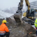 Ulica bpa Jaworskiego. Awaria sieci ciepłowniczej / Kamil Król / Radio Kielce