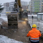 Ulica bpa Jaworskiego. Awaria sieci ciepłowniczej / Kamil Król / Radio Kielce