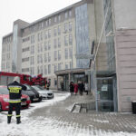 Ewakuacja Drugiego Urzędu Skarbowego przy ulicy Częstochowskiej / Marzena Mąkosa / Radio Kielce