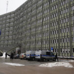 Alarm bombowy w ŚUW. Ewakuacja urzędu / Aneta Cielibała-Gil / Radio Kielce