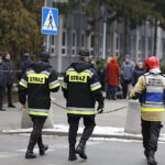 Alarm bombowy w ŚUW. Ewakuacja urzędu / Aneta Cielibała-Gil / Radio Kielce