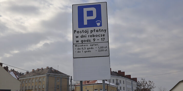 Strefa płatnego parkowania / Jarosław Kubalski / Radio Kielce