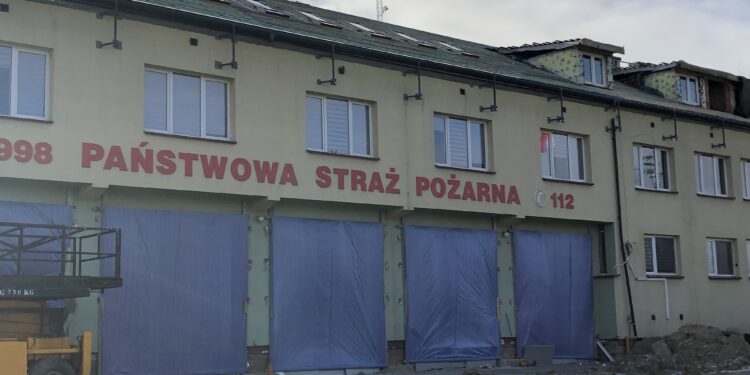 Remont w siedzibie straży pożarnej w Sandomierzu / Grażyna Szlęzak-Wójcik / Radio Kielce