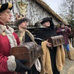 Orszak Trzech Króli. Od lewej: król Melchior, czyli Karol Bury, Bartłomiej Cichocki jako Baltazar i Michał Gorczyca w roli Kacpra / Grażyna Szlęzak-Wójcik / Radio Kielce