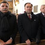 Uroczystości ku czci powstańców styczniowych. Od lewej: poseł Andrzej Kryj i poseł Marek Kwitek / Grażyna Szlęzak-Wójcik / Radio Kielce