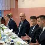 Sandomierz. Wręczenie członkom i sympatykom Społecznego Komitetu Odnowy Cmentarza Katedralnego odznaczeń państwowych / Grażyna Szlęzak - Wójcik / Radio Kielce