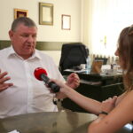 31.08.2015. Andrzej Domański - dyrektor Wojewódzkiego Szpitala Zespolonego w rozmowie z Marleną Płaską / Kamil Król / Radio Kielce