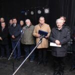 Zabawa sylwestrowa w Pacanowie. Na pierwszym planie Krzysztof Lipiec, poseł PiS / Marta Gajda / Radio Kielce