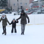 Lodowisko „Biały Orlik ”przy Pływalni Miejskiej w Busku-Zdroju / Marta Gajda / Radio Kielce