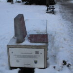 Ławka Niepodległości w Pińczowie została ustawiona w Parku Miejskim / Marta Gajda / Radio Kielce