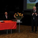 Pacanów. Uroczystości związane z przywróceniem praw miejskich. Przemawia poseł Krzysztof Lipiec / Marta Gajda / Radio Kielce