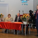 Pacanów. Uroczystości związane z przywróceniem praw miejskich. Przemawia poseł Michał Cieślak / Marta Gajda / Radio Kielce