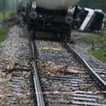 16.05.2018 Wólka Plebańska. Wykoleiła się cysterna kolejowa gazem propan - butan po zderzeniu z ciężarówką / Jarosław Kubalski / Radio Kielce