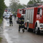 16.05.2018 Wólka Plebańska. Wykoleiła się cysterna kolejowa gazem propan - butan po zderzeniu z ciężarówką / Jarosław Kubalski / Radio Kielce