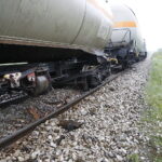 16.05.2018 Wólka Plebańska. Wykoleiła się cysterna kolejowa gazem propan - butan po zderzeniu z ciężarówką / Jarosław Kubalski / Radio Kielce