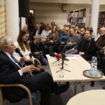 07.01.2019 Kielce. Wiesław Myśliwski spotkał się z czytelnikami w Wojewódzkiej Bibliotece Publicznej w ramach promocji swojej nowej książki "Ucho Igielne" / Jarosław Kubalski / Radio Kielce