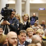 07.01.2019 Kielce. Wiesław Myśliwski spotkał się z czytelnikami w Wojewódzkiej Bibliotece Publicznej w ramach promocji swojej nowej książki "Ucho Igielne" / Jarosław Kubalski / Radio Kielce