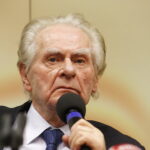 07.01.2019 Kielce. Wiesław Myśliwski spotkał się z czytelnikami w Wojewódzkiej Bibliotece Publicznej w ramach promocji swojej nowej książki "Ucho Igielne" / Jarosław Kubalski / Radio Kielce