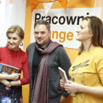 08.01.2019 Zajączków. Pisarz dla dzieci Grzegorzem Kasdepke podczas spotkania w bibliotece / Jarosław Kubalski / Radio Kielce