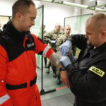 10.01.2019 Kielce. Ćwiczenia policji i wojska w udzielaniu pierwszej pomocy w warunkach bojowych / Jarosław Kubalski / Radio Kielce