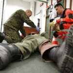 10.01.2019 Kielce. Ćwiczenia policji i wojska w udzielaniu pierwszej pomocy w warunkach bojowych / Jarosław Kubalski / Radio Kielce