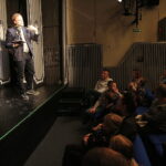 12.01.2019 Kielce. Teatr Lalki i Aktora "Kubuś". Licytacja pacynki Doktora ze spektaklu "Mały Tygrys Pietrek" na rzecz WOŚP / Jarosław Kubalski / Radio Kielce