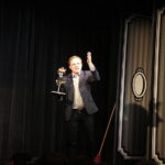 12.01.2019 Kielce. Teatr Lalki i Aktora "Kubuś". Licytacja pacynki Doktora ze spektaklu "Mały Tygrys Pietrek" na rzecz WOŚP / Jarosław Kubalski / Radio Kielce