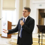 24.01.2019 Kielce. UJK. Stypendia ministra nauki dla studentów. Rektor UJK prof. dr hab. Jacek Semaniak / Jarosław Kubalski / Radio Kielce