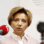 25.01.2015 Kielce. Podpisanie porozumienia dotyczącego wparcia organizacji działających na rzecz osób niepełnosprawnych. Prezes zarządu PFRON Marlena Maląg / Jarosław Kubalski / Radio Kielce