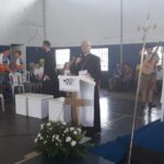 Kielczanie z biskupem Janem Piotrowskim w stolicy Panamy. Katecheza z bp Markiem Mendykiem / Ksiądz Łukasz Zygmunt, ksiądz Michał Haśnik, Aleksandra Kujszczyk